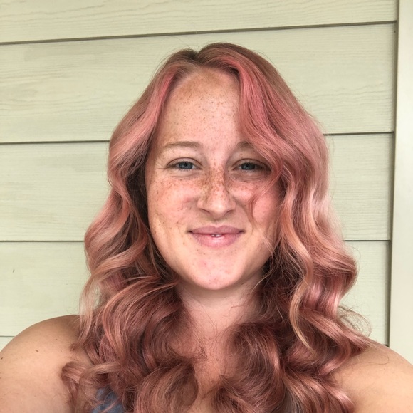 Meet your Posher, Avery - Picture 1 of 1